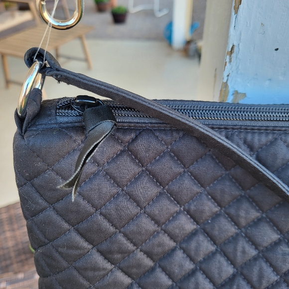 Vera Bradley Black Quilted Oversized Hobo Shouler/Crossbody Bag. - Picture 6 of 16